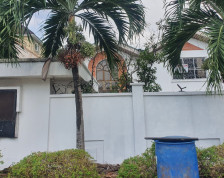 650sqm Land with Existing Structure for Sale in Lekki Phase 1 – Off Admiralty Way