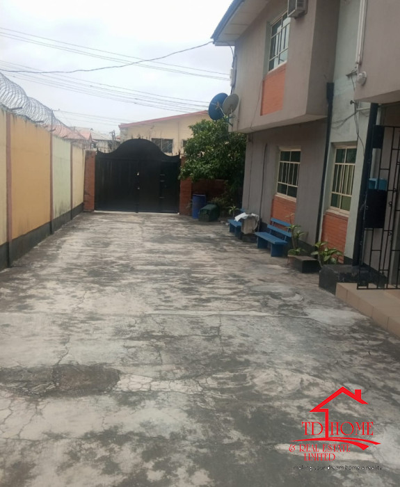 A FULLY DETACHED RESIDENTIAL 5 BEDROOM DUPLEX FOR SALE WITH ADDITIONAL TWO (3) BEDROOM FLATS FOR SALE