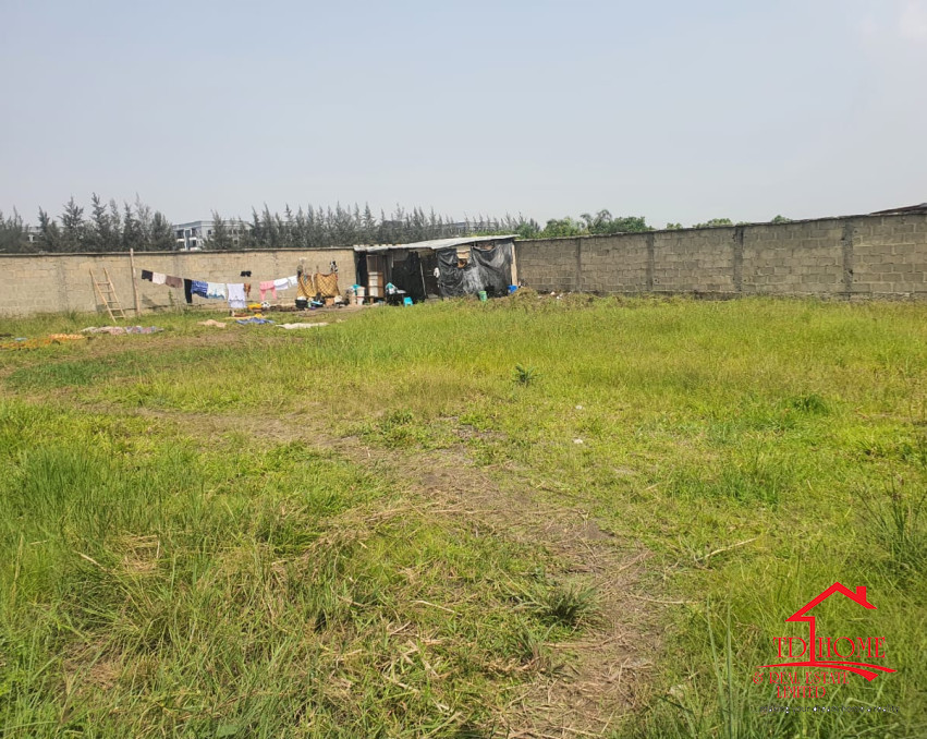 Discover your dream plot of land for sale in the prestigious Orchard Lekki, Riverview Estate, Lagos. Build your dream home in this exclusive location, surrounded by luxurious amenities and a vibrant c