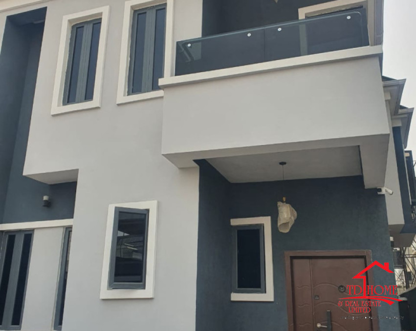 LEKKI SEMI -DETACHED 4BEDROOM DUPLEX FOR SALE