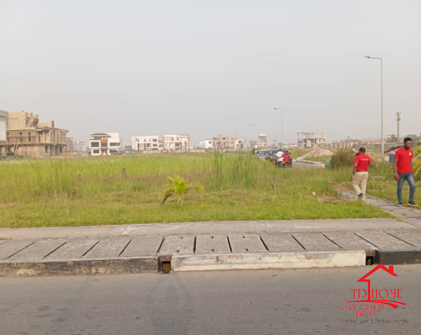 BUY LAND in a Prestigious Cowrie Creek Estate Lekki Phase 1 Lagos Nigeria