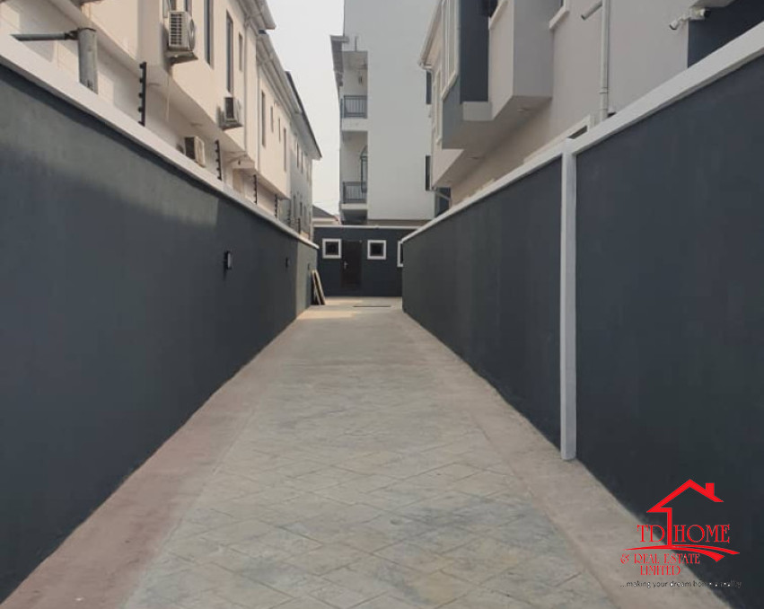 OWN A LUXURIOUS OASIS: 4BEEDROOM FULLY DETACHED DUPLEX WITH BQ IN LEKKI VICTORIA CREST2 LAGOS